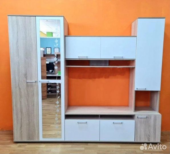 Стенка «Лукас»