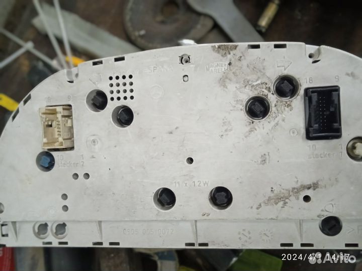 Щиток приборов Мерседес Вито 638