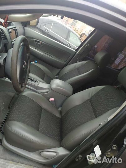 Сиденья toyota hilux