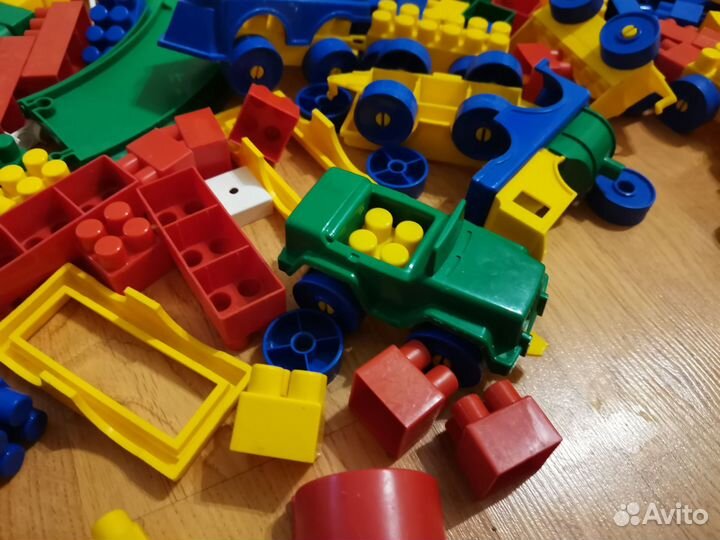 Конструктор Bauer несколько наборов