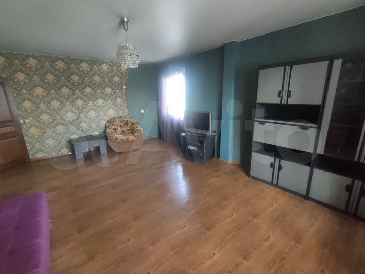 3-к. квартира, 80 м², 5/9 эт.