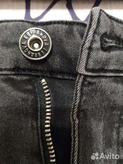 Джинсовые шорты