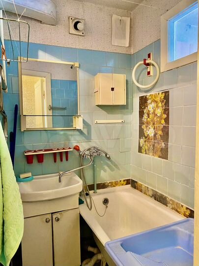 2-к. квартира, 47 м², 3/5 эт.