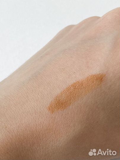 Тональная основа MAC face and body foundation