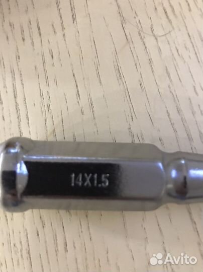 Комплект колёсных гаек «пики» 14 1,5