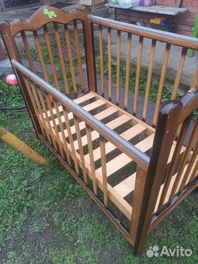 Кроватка детская