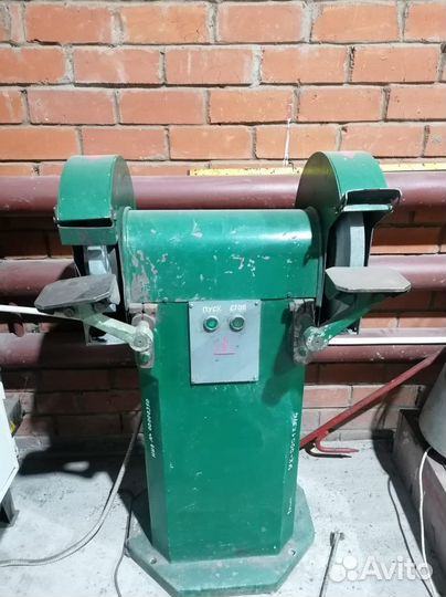 Станок наждачный