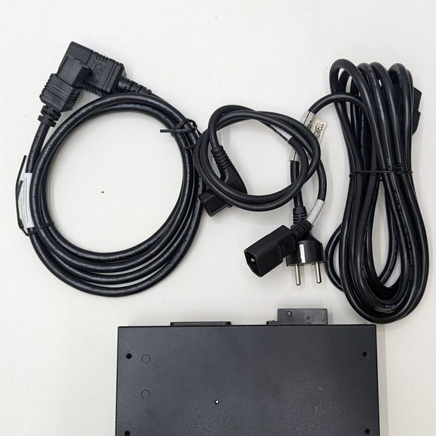 [39Y8914] Распределитель Питания Ibm