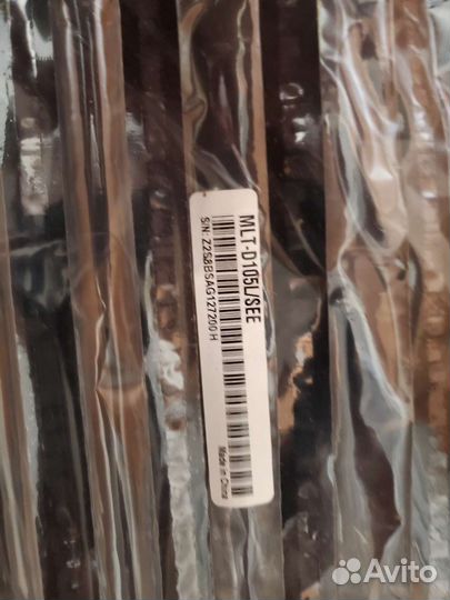 Новый, оригинальный картридж Samsung MLT-D105L