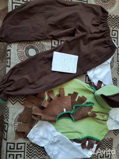 Новогодний костюм для мальчика лет на 8 или 9