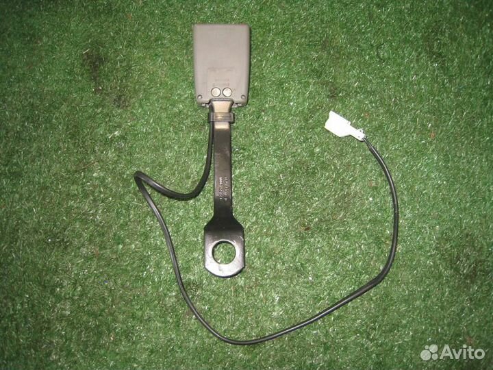 Замок ремня безопасности передний левый Chevrolet