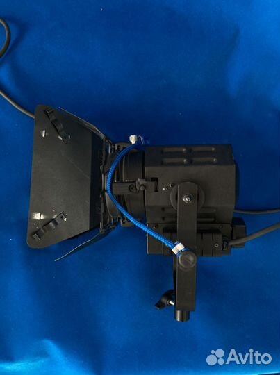 Свет Logocam Fresnel 300 Вт