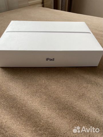 Коробка от iPad, от MacBook Air