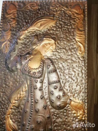 Панно чеканка