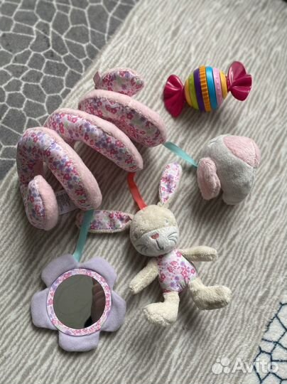 Игрушки для новорожденных