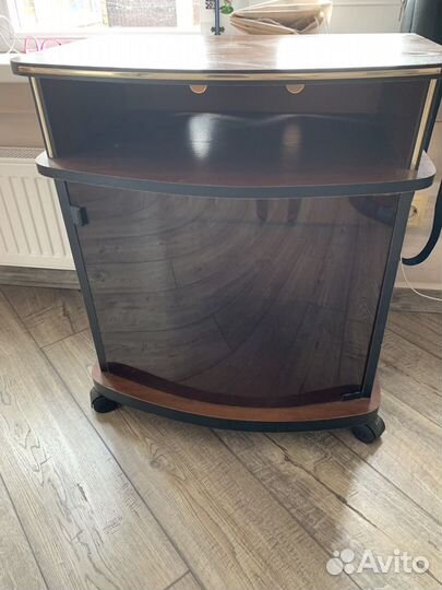 Тумба под тв