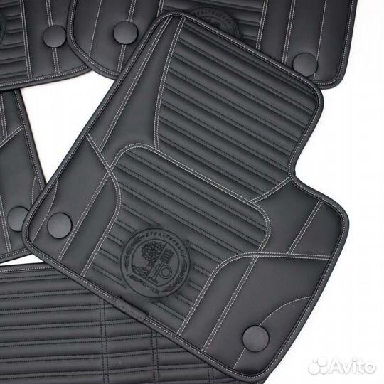 Комплект ковриков с багажником GLE купе C292