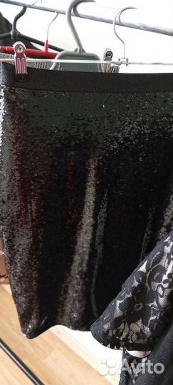 Большой коробок женских вещей 42р