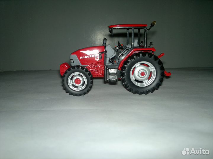 Модель 1 43 трактор mccormick CX95 2004