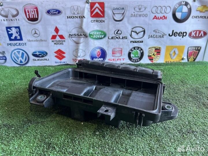 Корпус воздушного фильтра Mazda 3 BK Z6 2006