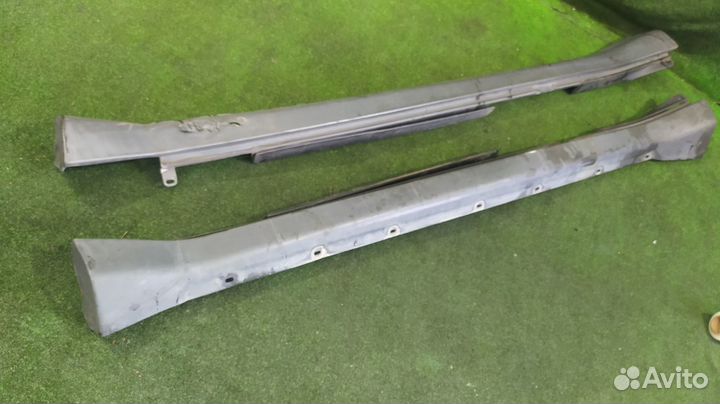 Пороги Комплектом Chevrolet Trailblazer LL8 4.2 L