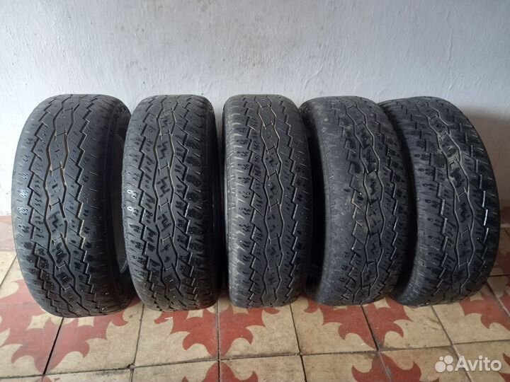 Toyo Open Country A/T 215/60 R17 96M