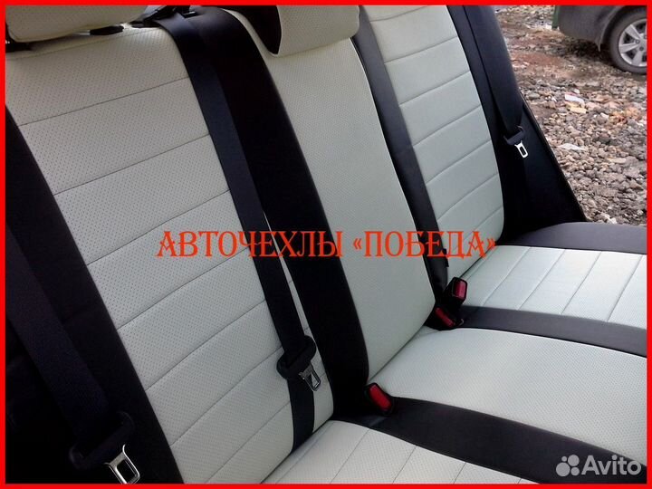 Чехлы Toyota Corolla 11 из экокожи чёрно-белые