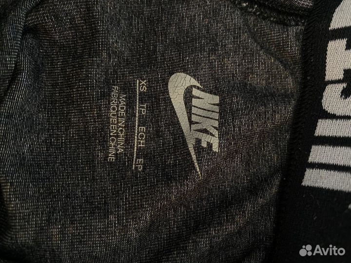 Спортивная форма / леггинсы/ 40-44 / отдаю пакетом