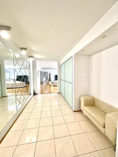 4-к. квартира, 184 м², 5/10 эт.