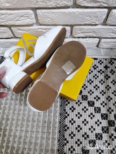 Туфли для девочки