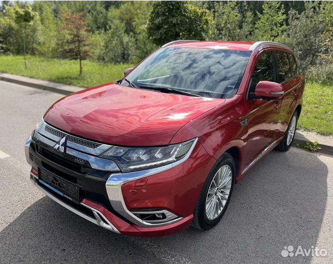 Mitsubishi Outlander 2.4 AT, 2019, 143 640 км