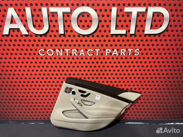 Обшивка боковой двери задняя правая Mercedes-Benz