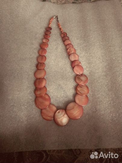 Колье перламутровое