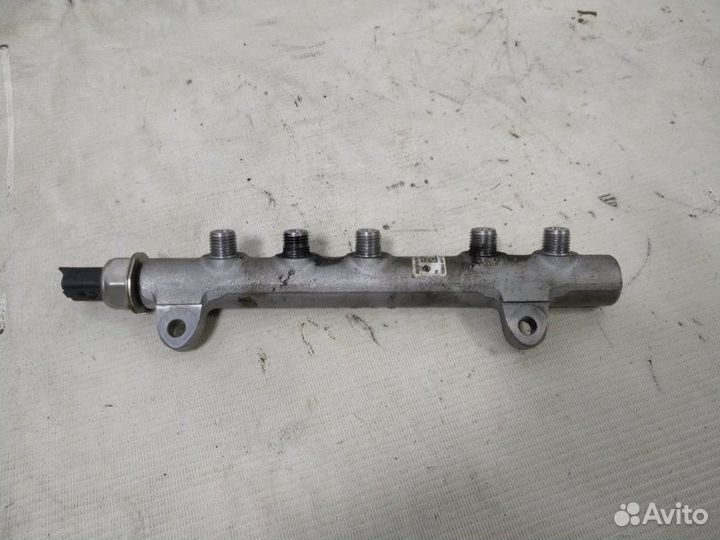 Рампа топливная с датчиком Ssangyong Actyon Sports