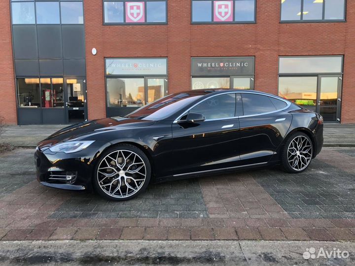 Диски R17 5-112 на Skoda Octavia хф2