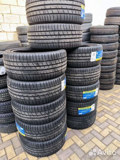 Habilead HF330 245/40 R18 97W
