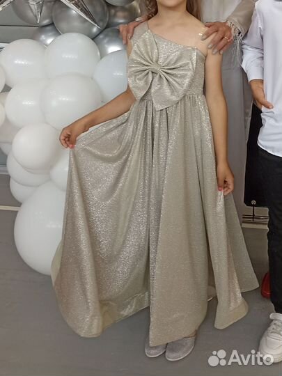 Нарядное платье для девочки 122 128