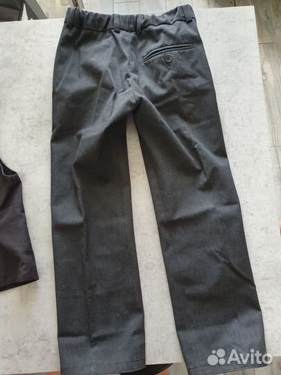 Жилетка и брюки для мальчика 128