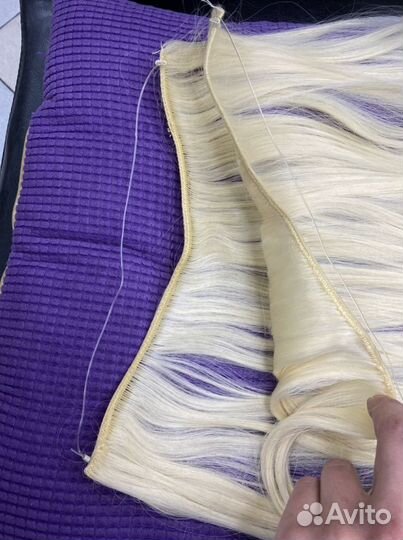 Волосы на трессах