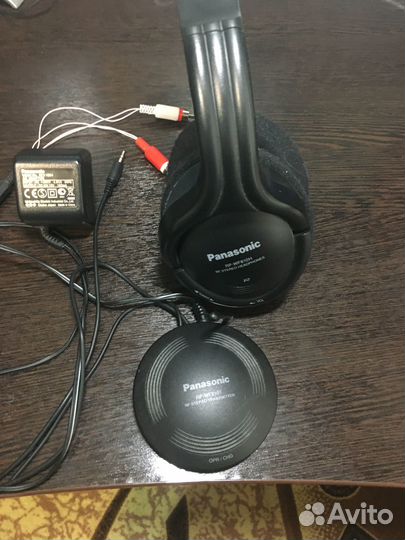 Беспроводные наушники Panasonic RP-WF810