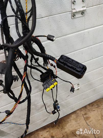 Проводка салона BMW X3 (E83) 2004