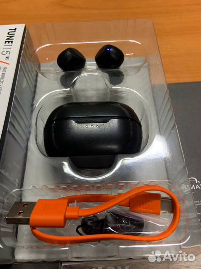 Беспроводные наушники jbl