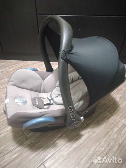 Детское автокресло от 0 maxi cosi