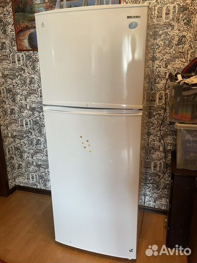 Холодильник Samsung RT44mbsw