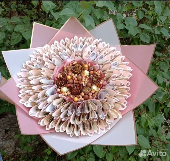 Букет из денег