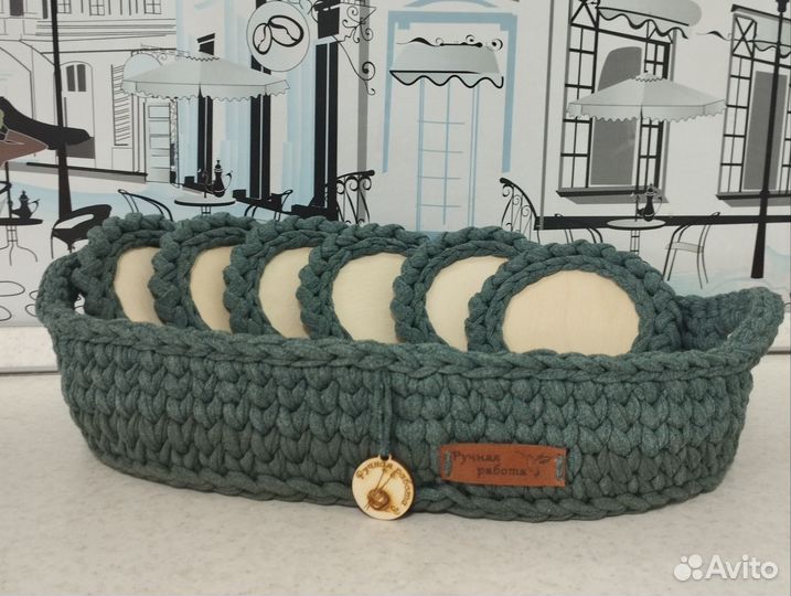 Корзина-поднос с подставками под чашку