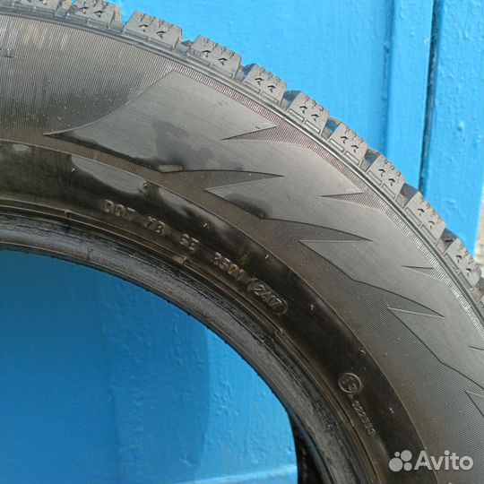 Pirelli Formula Ice 225/65 R17