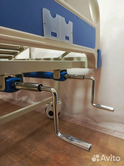 Медицинская кровать бюджетная