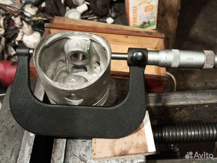 Поршневая москвич