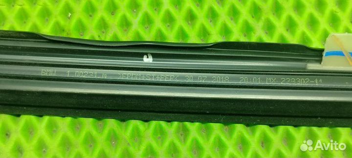 Направляющая стекла двери задняя правая Bmw X4